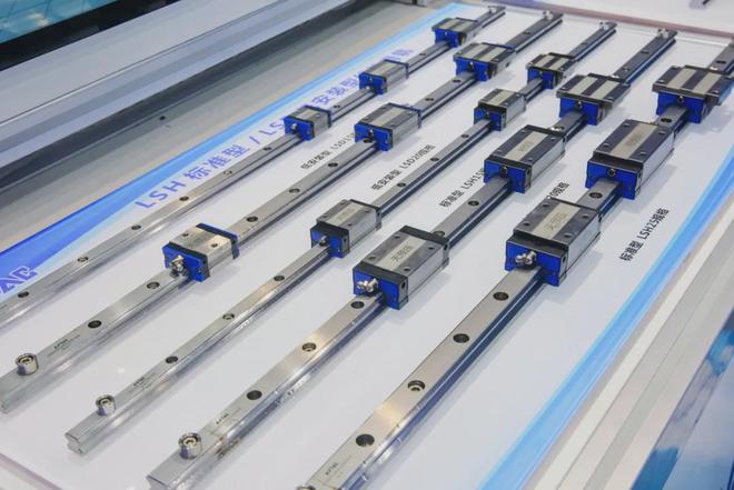 烟台制博会精品齐聚硬核产品掀起热潮(图11)