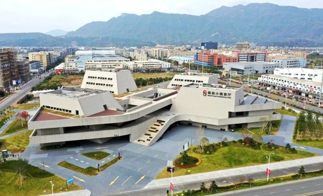 攻坚2025丨锚定“数智”开新局新前模具“老树”焕“新枝”(图3)