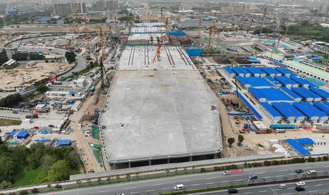 广湛高铁佛山站主体成型预计6月铺轨(图5)