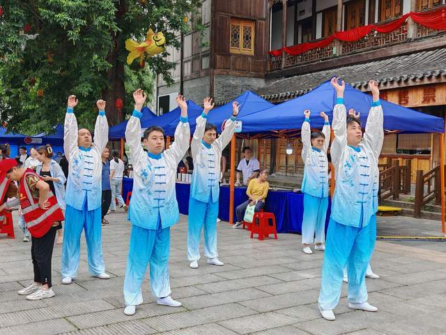 端午送健康！常德市第一中医医院中医药非遗市集暖心惠民(图2)
