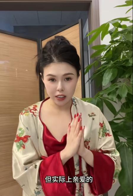 男子与相亲对象谈了一个月每晚九点回家红娘了解后让女生快跑(图2)