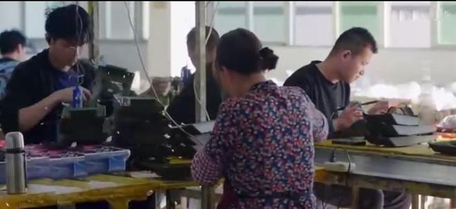 一年出口142亿元！广东小县城承包中国玩具迪士尼哭惨了(图4)