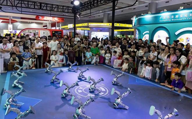 一年出口142亿元！广东小县城承包中国玩具迪士尼哭惨了(图12)