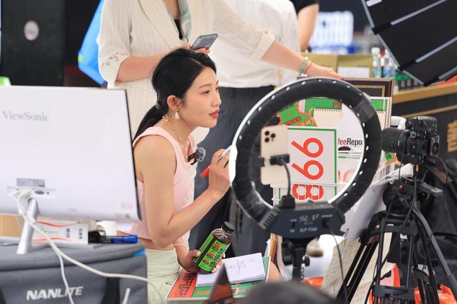 AI拓宽教育公司业务场景电商、短剧出海翻译成增长点(图1)